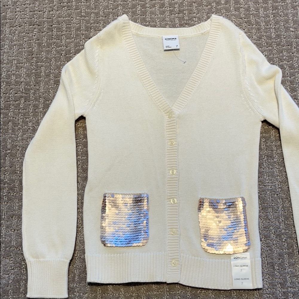 NWT girls cream sweater with gold sequin pockets